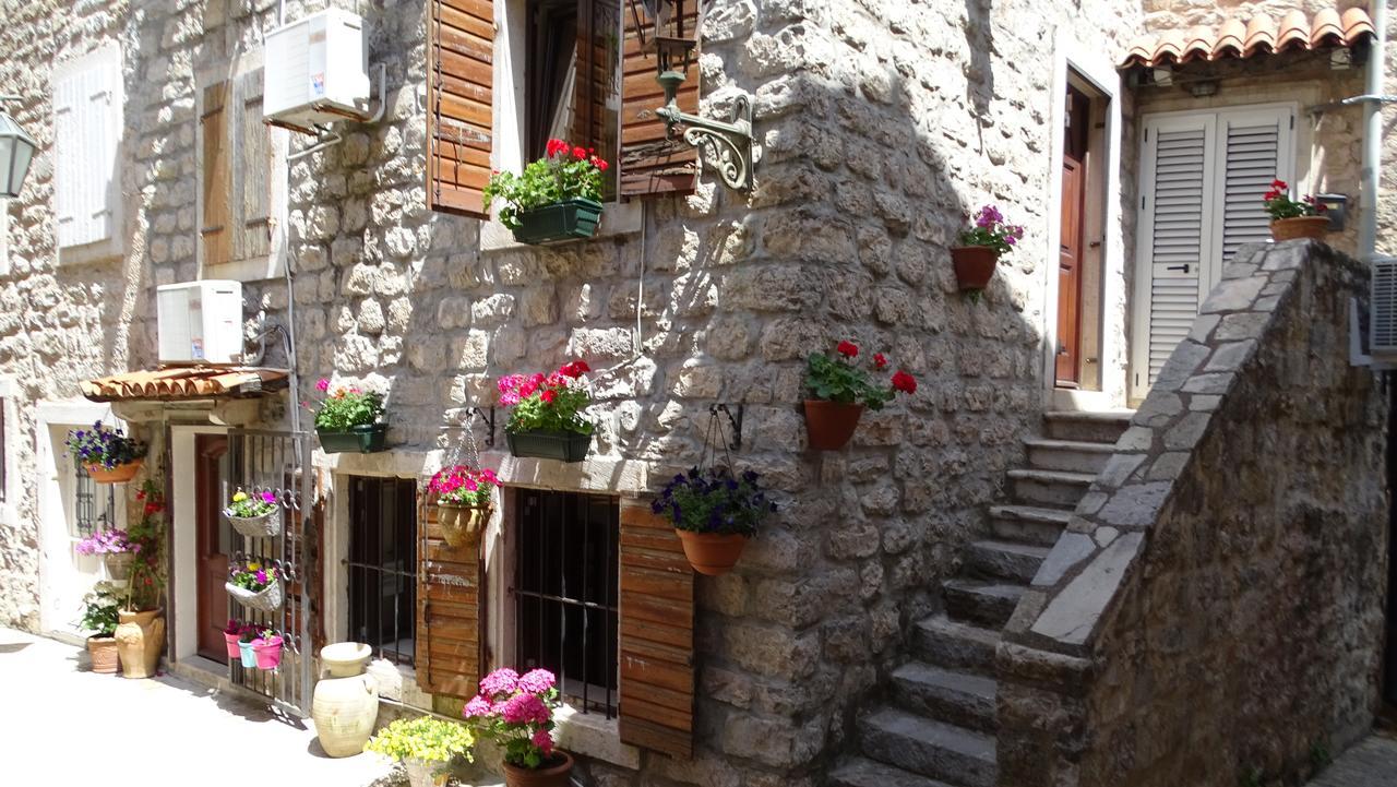 Apartments Renaissance Old Town Budua Esterno foto